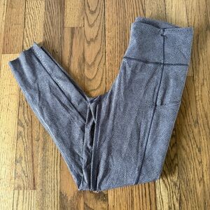 Lululemon Fast & Free 7/8 Tight II Nulux in Disperse Dusky Lavender Black Size 6